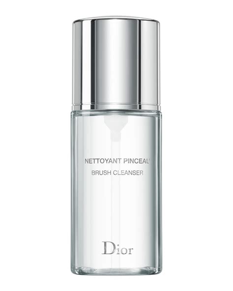 dior brush cleanser